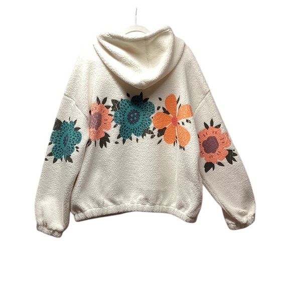 Easel Teddy fleece Sherpa pullover. Size Large - Picture 5 of 10